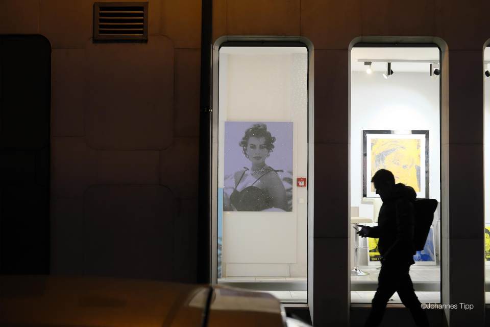 JT-Germany-Cologne-Night-Passer-by-ArtGallery-2020-2199-DS.jpg